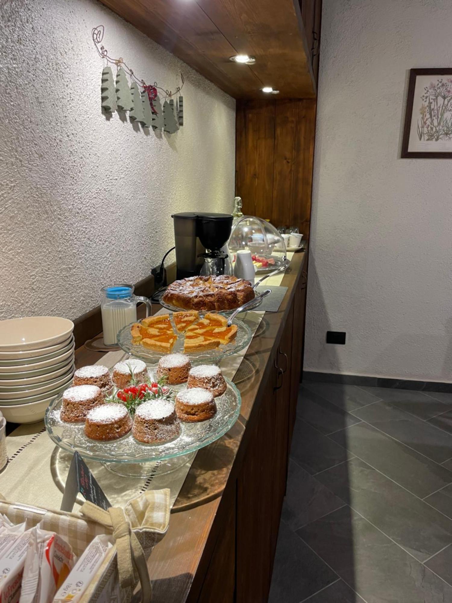 B&B Il Castellaccio - Albavilla Luaran gambar