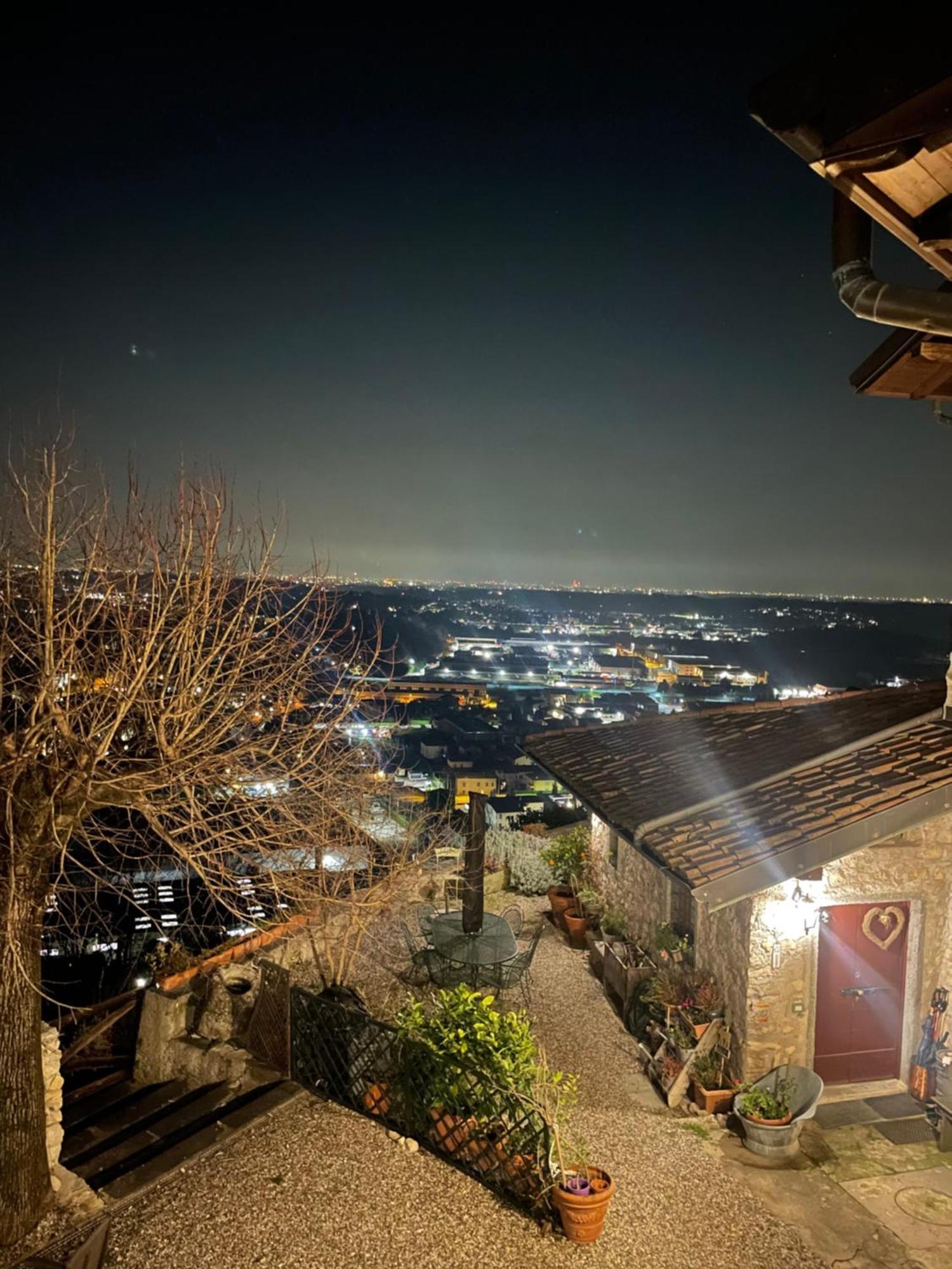 B&B Il Castellaccio - Albavilla Luaran gambar