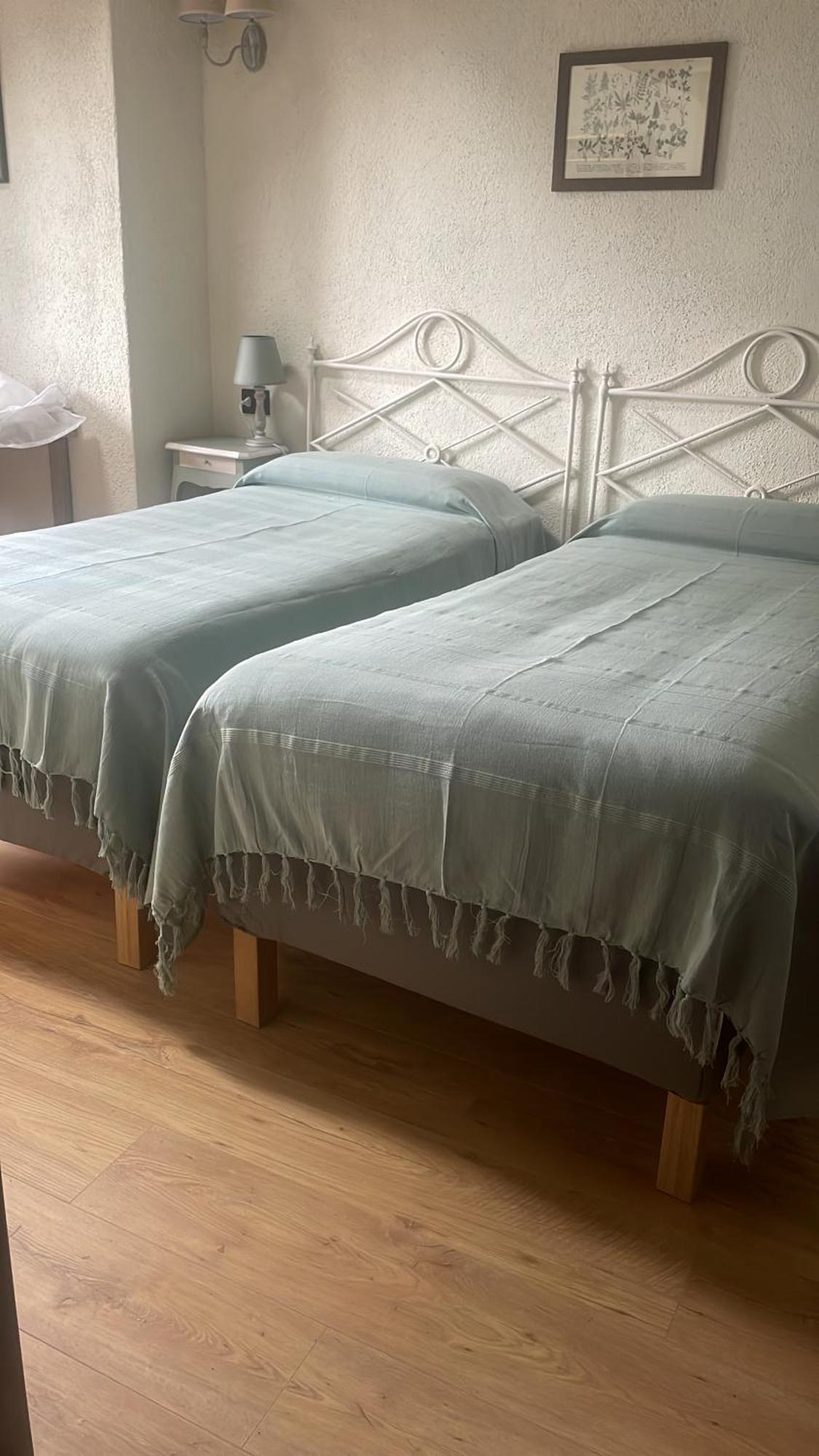 B&B Il Castellaccio - Albavilla Bilik gambar