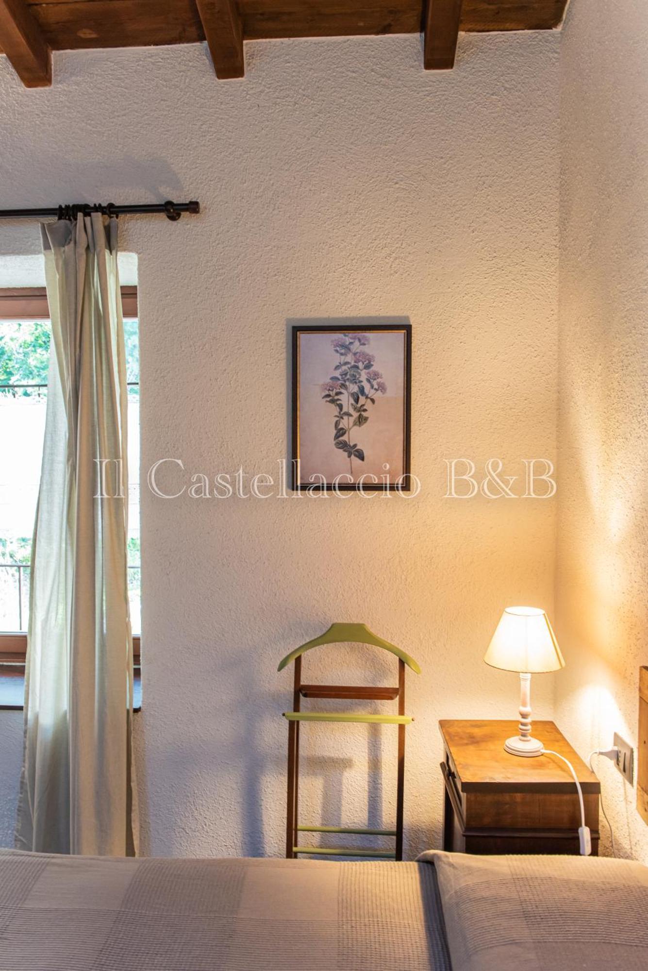 B&B Il Castellaccio - Albavilla Bilik gambar