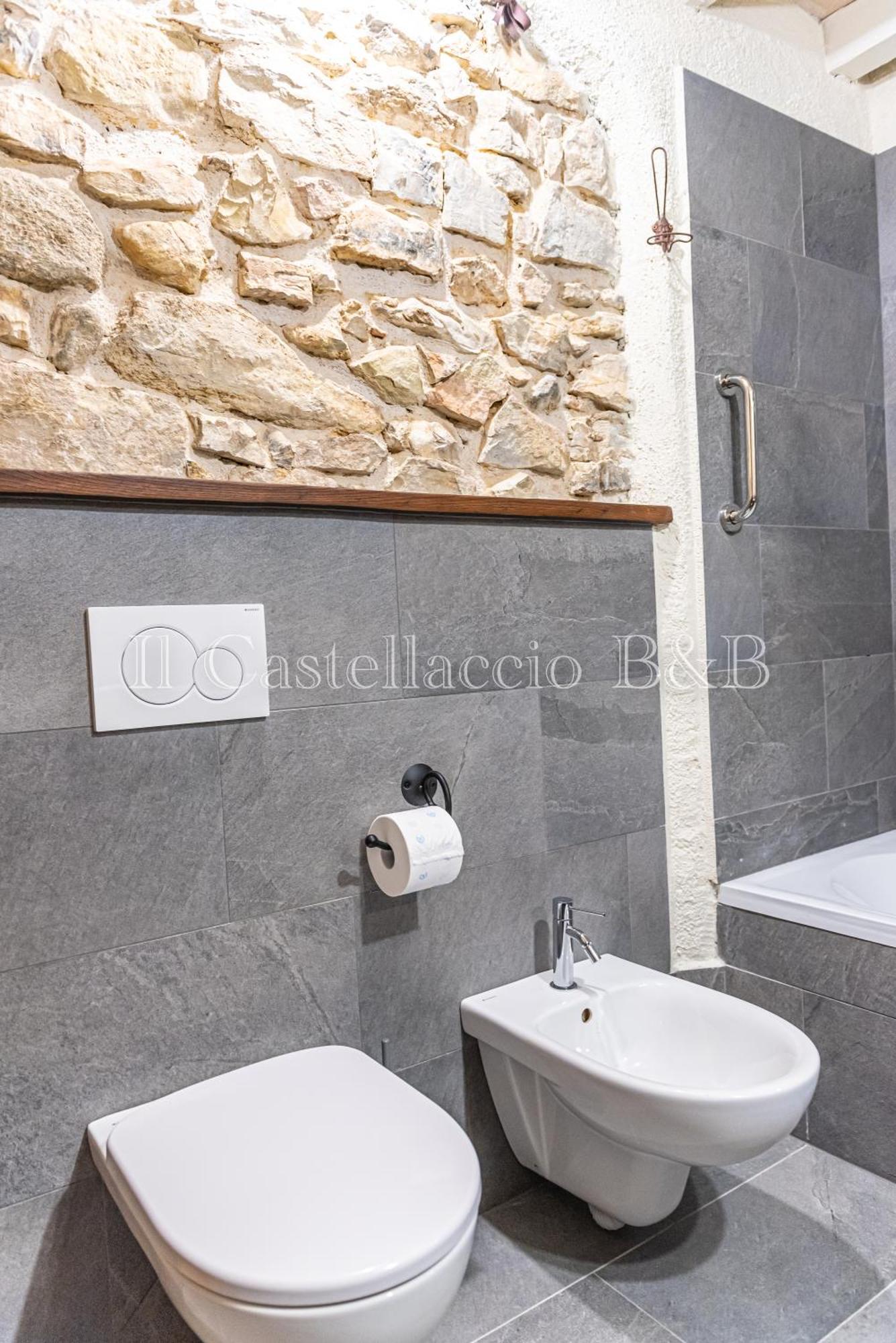 B&B Il Castellaccio - Albavilla Bilik gambar