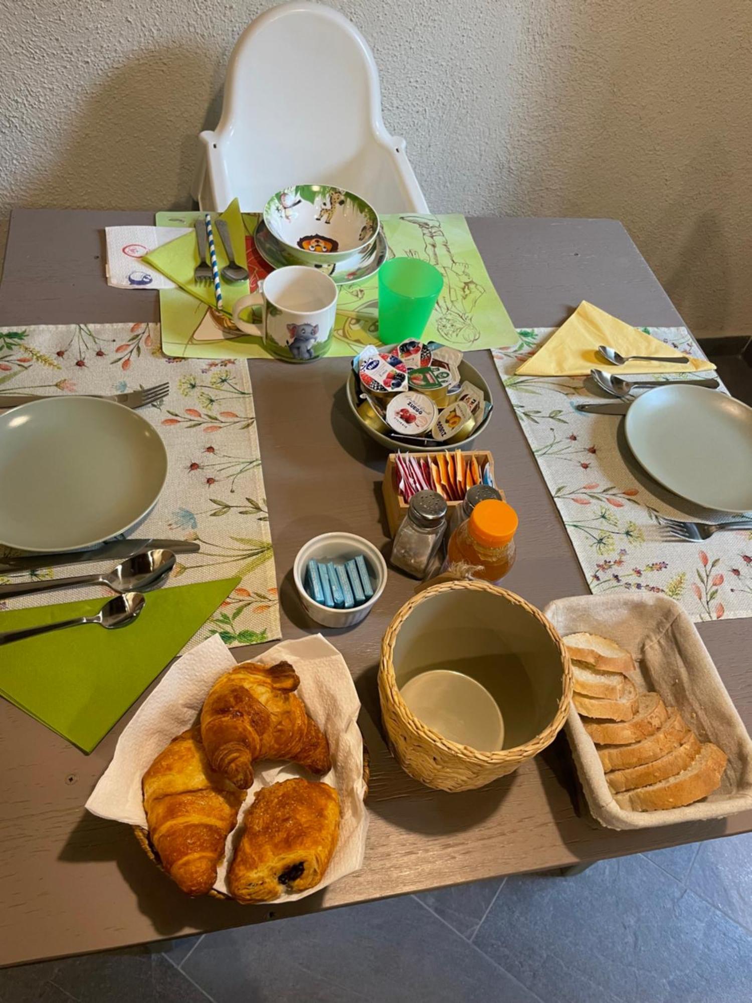 B&B Il Castellaccio - Albavilla Luaran gambar